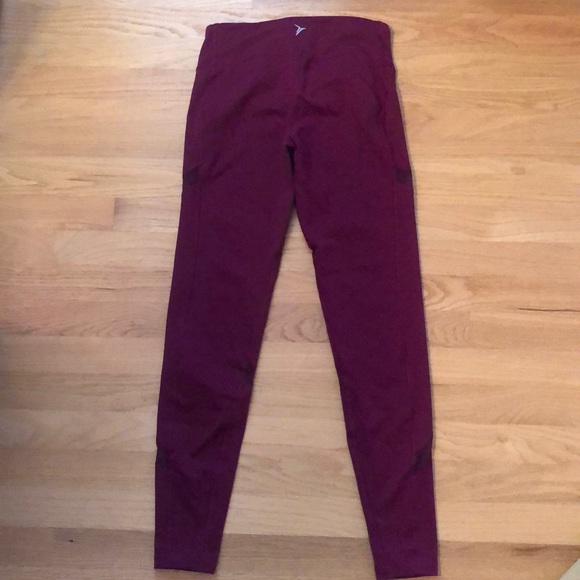 Old Navy Active Leggings - Picture 4 of 4